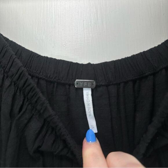 Young Fabulous and Broke Sunny  Off the Shoulder Tiered Maxi Dress - Picture 9 of 11